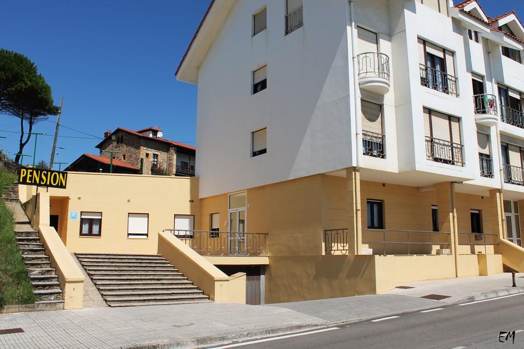 Pension Vega De Pas Comillas Exteriér fotografie